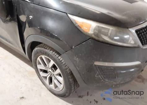 2015 Kia Sportage Lx z USA, uszkodzony, nr VIN KNDPB3AC7F7737957